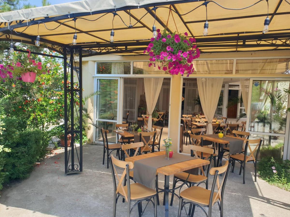 Hotel Feniks Lozenets Exterior foto