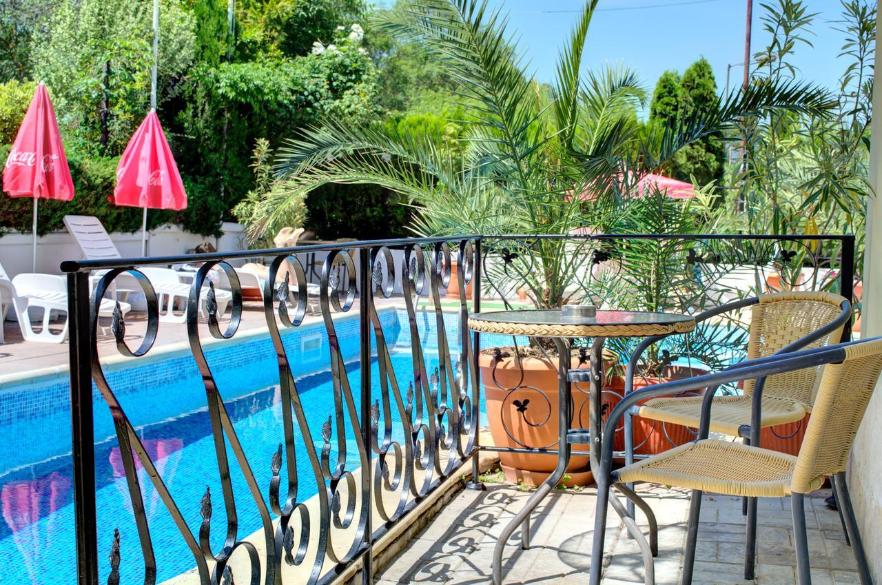 Hotel Feniks Lozenets Exterior foto